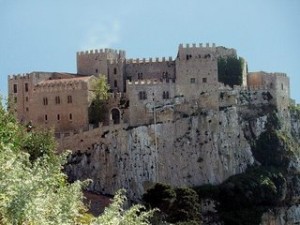 castello di mussomeli presenze paranormale occulto