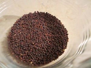 Senape fertilita e neutralizza creature malvage